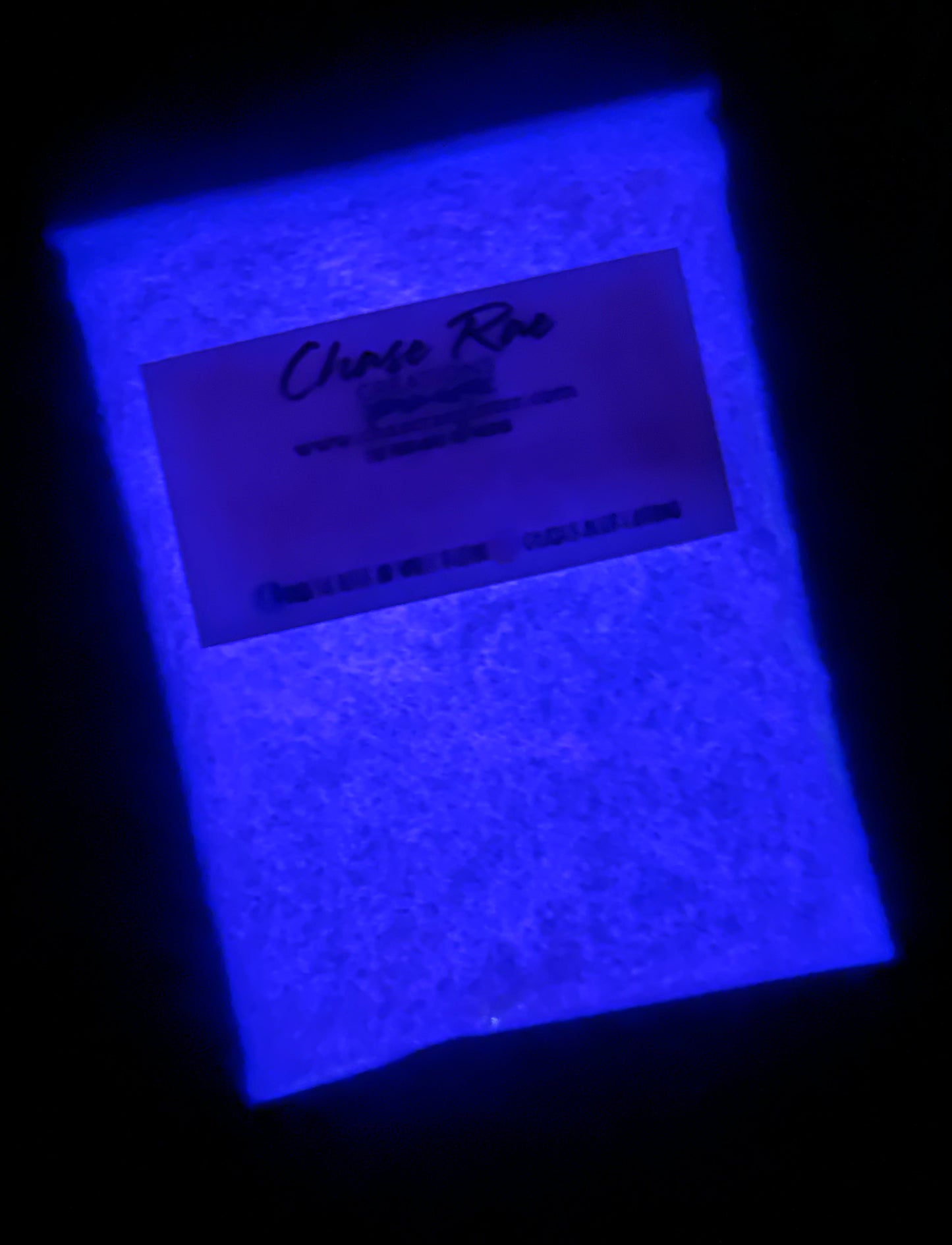 Hello Gorgeous ( glow in the dark )