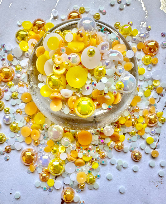 Easter Lily (Pearl and Rhinestone Mix)