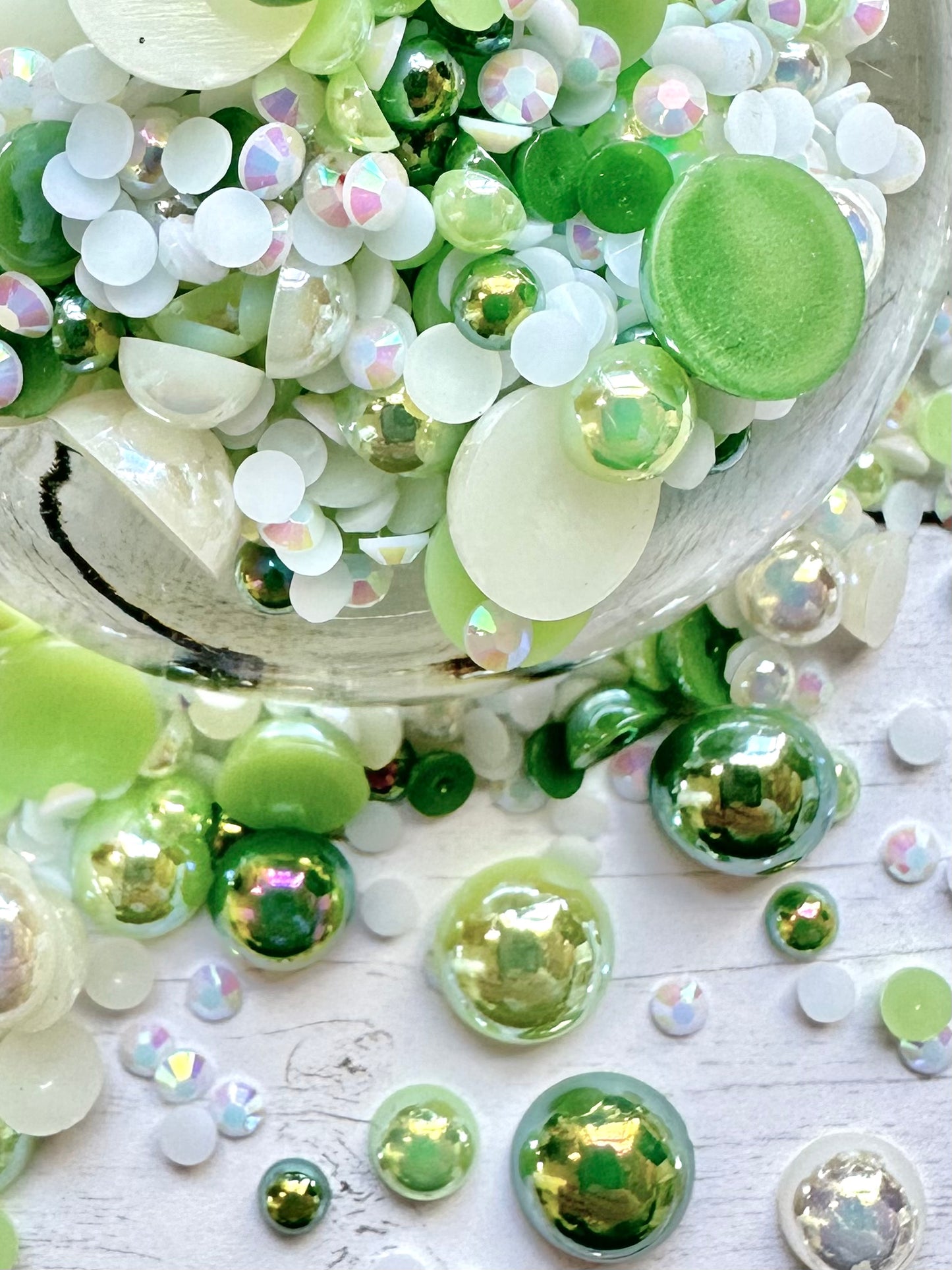 Shamrock (Pearl and Rhinestone Mix)