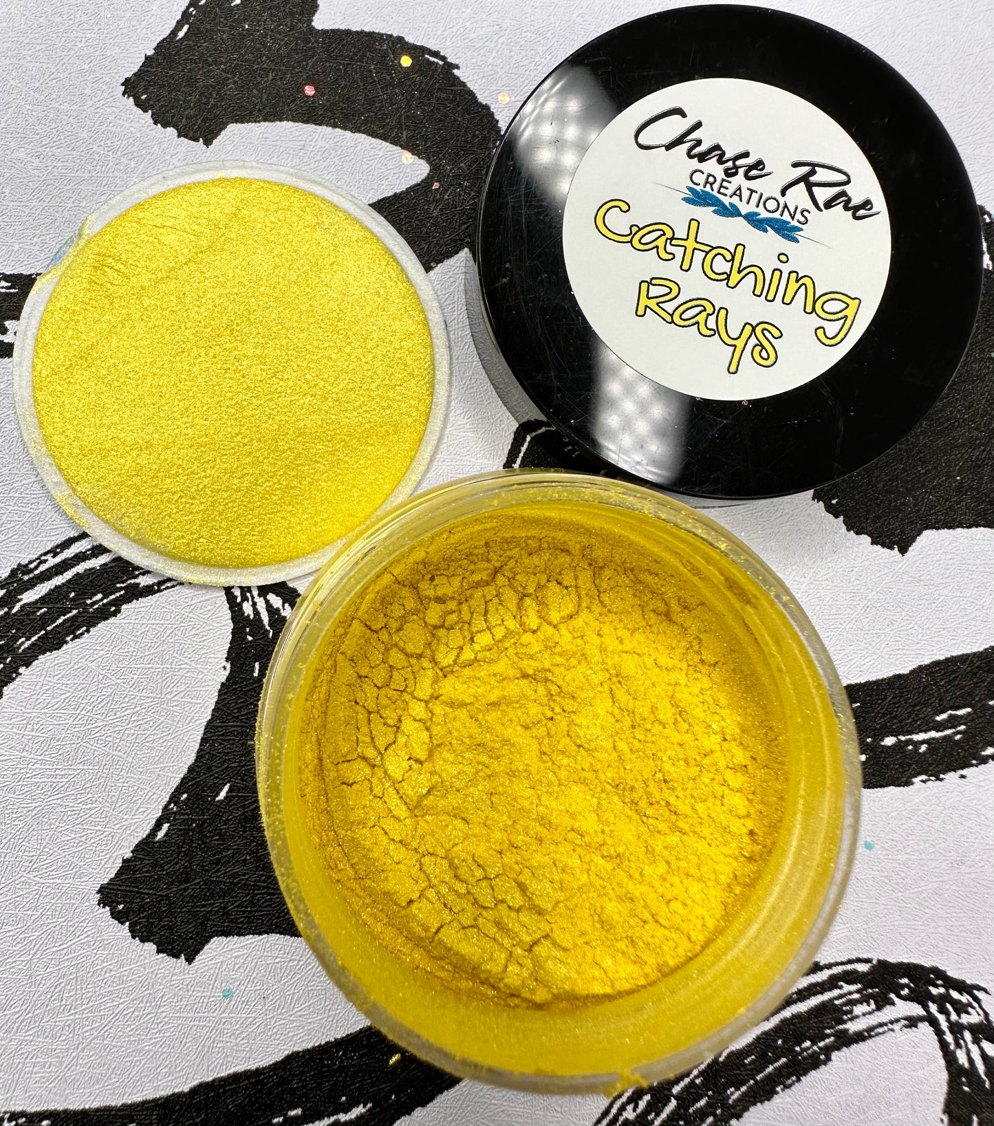 Catching Rays ( pearl mica )