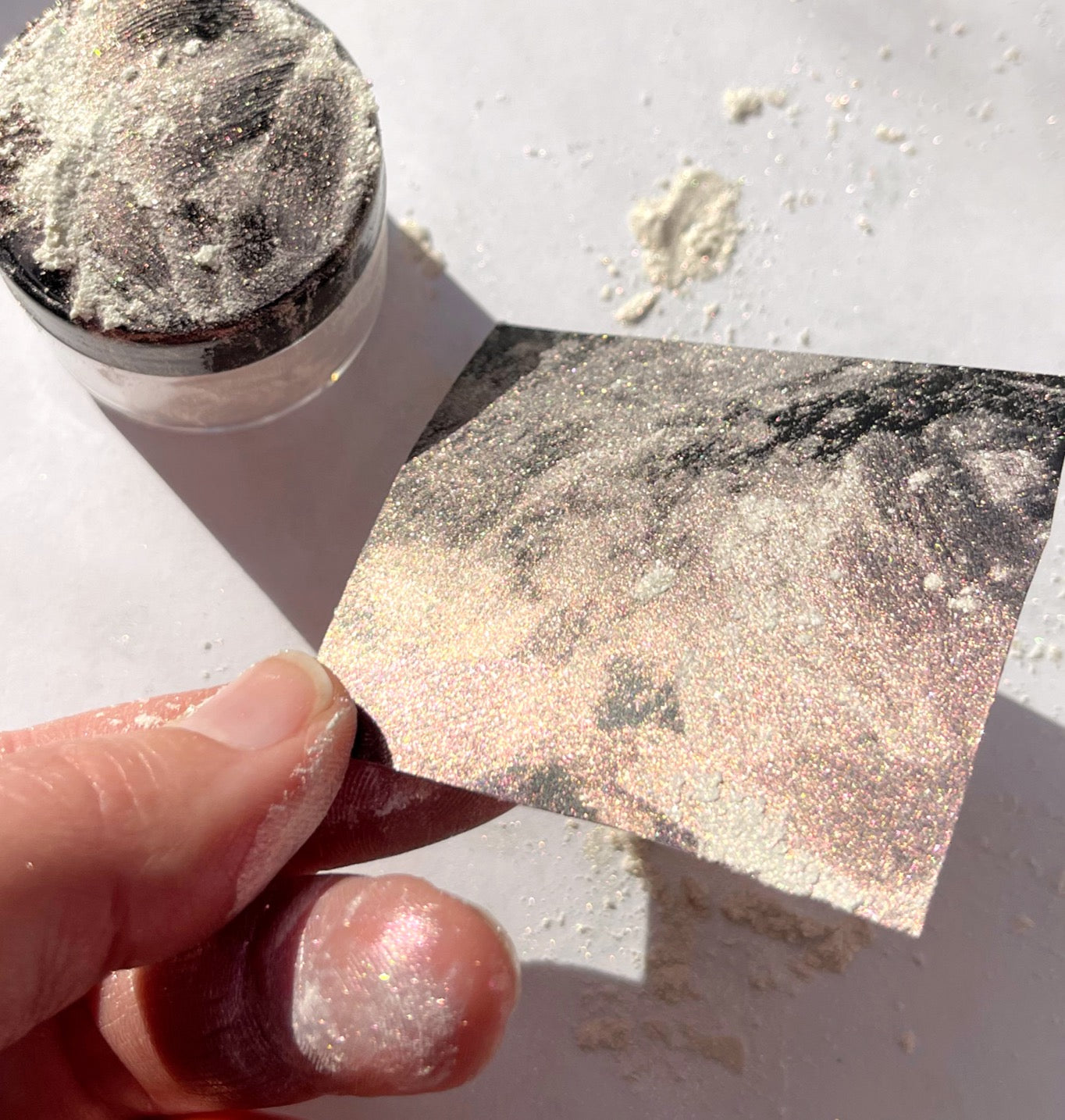 Rosey ( pearl mica powder )