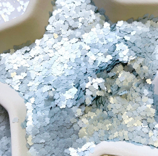 Downpour ( cloud shaped sequin  )